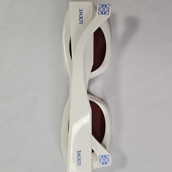 Loewe LW400331 Paulas Ibiza Women's Blue & White Sunglasses - Picture 3 of 10